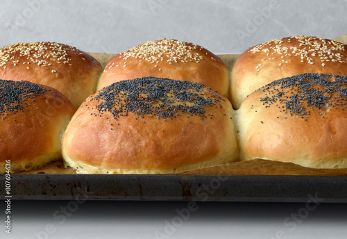 buns with sesame and poppy seeds