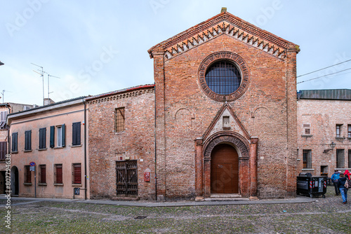 Ferrara, chiesa photo