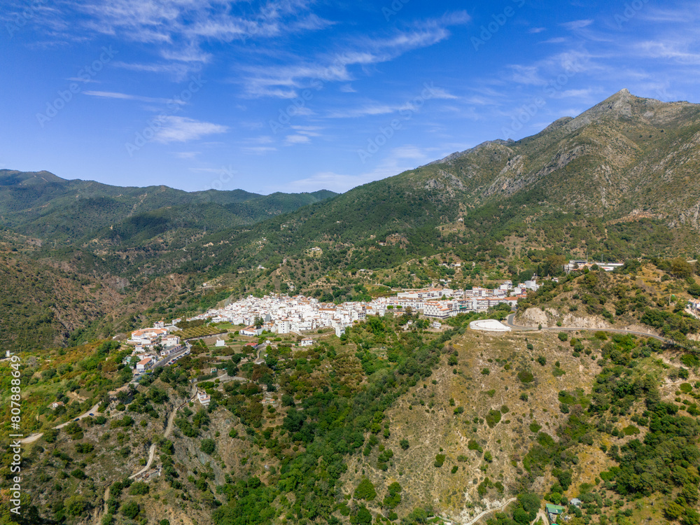 Obraz premium Istán's beauty unfolds in breathtaking detail through these aerial vistas, offering a unique glimpse of its idyllic village life and natural splendor