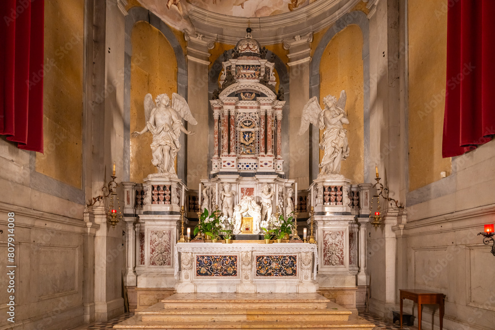 Fototapeta premium View of beautiful altar carved in marble inside church in the italian city called Padova