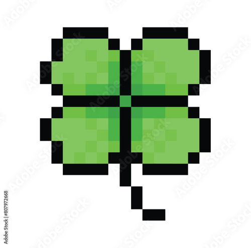 Four leaf clover  in 8 bit pixel art.