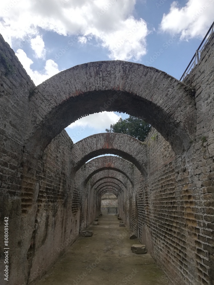 Fototapeta premium Complesso Terme di Baia