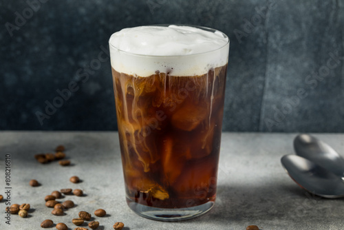 Foto Refreshing Cold Foam Cold Brew Coffee
