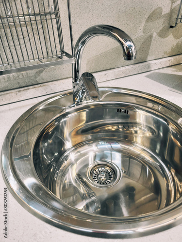 stainless kitchen sink