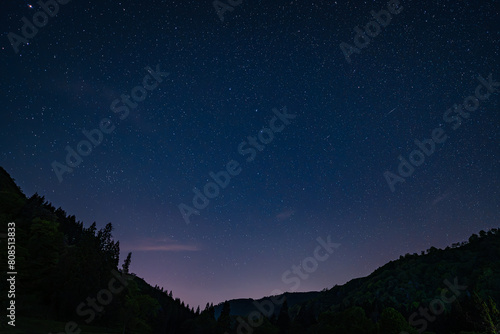 山と星空