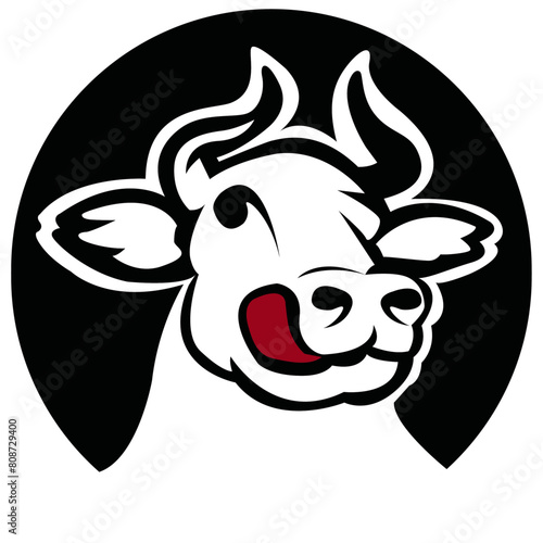 Illustrazione vettoriale di una simpatica mucca che sorride su sfondo trasparente