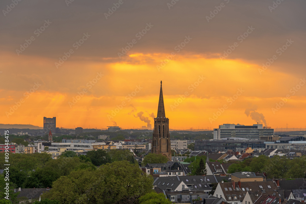 Fototapeta premium Über den Dächern von Köln