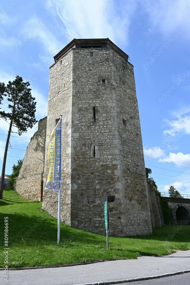 Stadtbefestigung Hainburg an der Donau, Wasserturm, Österreich, 08.08.2023 Stadtbefestigung Hainburg an der Donau, Wasserturm, Österreich, 08.08.2023