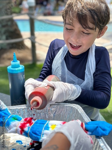 arts and crafts little boy tie dye paintings 
