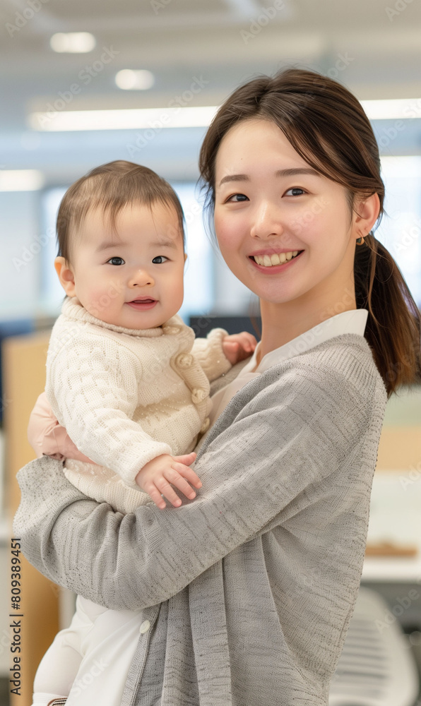 育児中の女性労働者 育児中の女性労働者