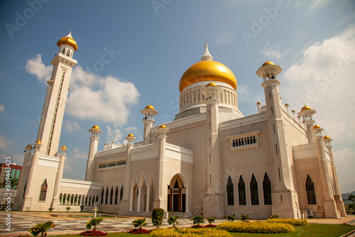 Omar Ali Saifuddien Mosque, a mosque in Bandar Seri Begawan, the capital of Brunei photo