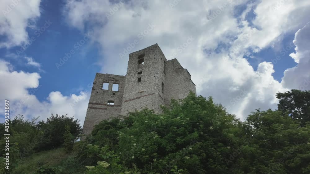 Ruins of a Romanesque castle complex in Kazimierz Dolny. Timelapse video. Cinematic, dramatic view. Ruins of a Romanesque castle complex in Kazimierz Dolny. Timelapse video. Cinematic, dramatic view.