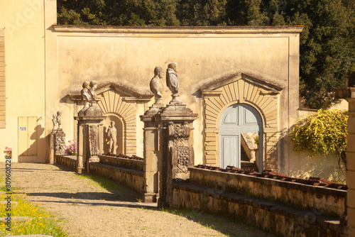 Italia, Toscana, Firenze, il parco di Villa Reale a Castello (Sesto Fiorentino). Una delle ville Medicee della zona, sede dell'Accademia della Crusca. photo