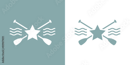 Logo nautical. Silueta de estrella con remos cruzados de kayak, canoa o paddle surf con olas de mar