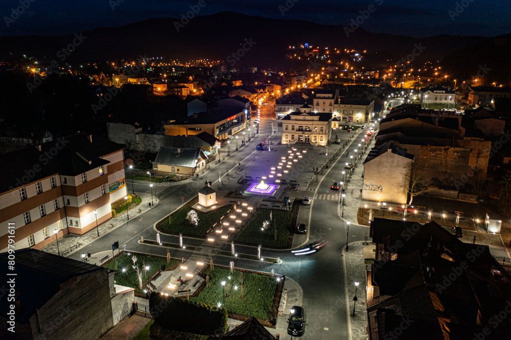 Naklejka premium Muszyna Fontanna, Noc, Malopolska, Poland