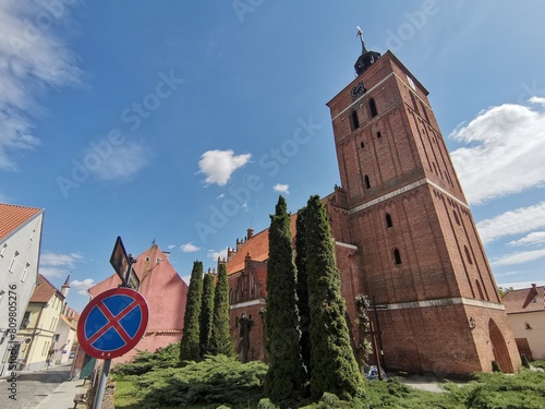 Kościół pw. św. Apostołów Piotra i Pawła. Reszel. Polska - Mazury - Warmia. photo