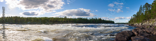 Vormforsen Stromschnellen am Vindelälven bei Lycksele