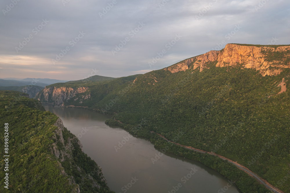 Obraz premium Aerial view above the Danube Gorge, at sunset