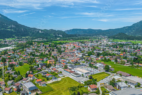 Die Region um die Marktgemeinde Reutte im Tiroler Außerfern im Luftbild © ARochau