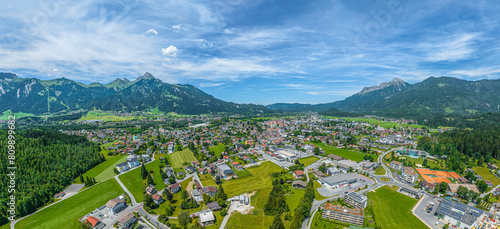 Die Region um die Marktgemeinde Reutte im Tiroler Außerfern im Luftbild photo