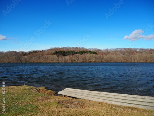 ポロト湖の風景
