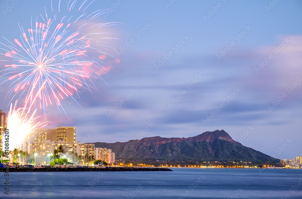 Фотография Fireworks over Diamond Head