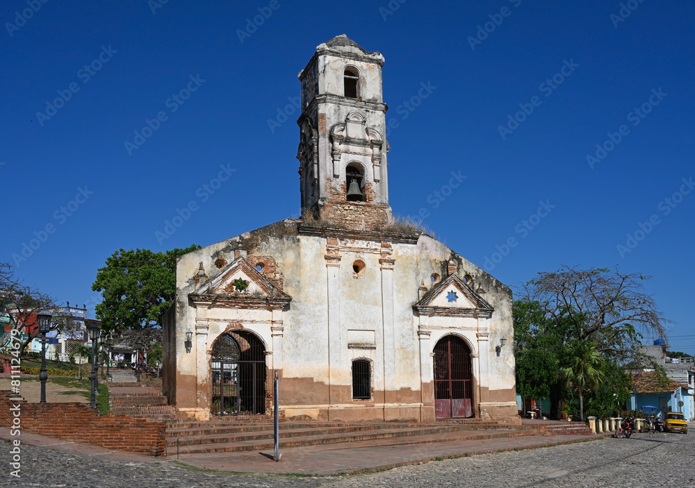 Fototapeta premium Ruins of a colonial church in Trinidad, Cuba
