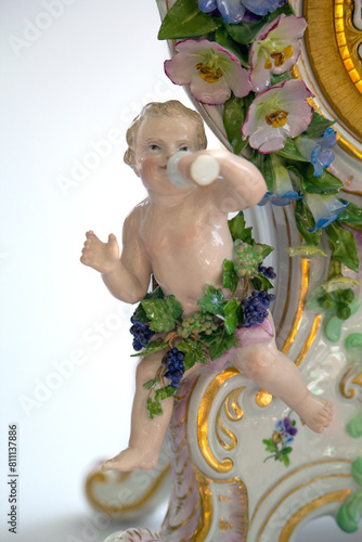  Meissen clock case, German porcelain. late 19th century. High quality photo