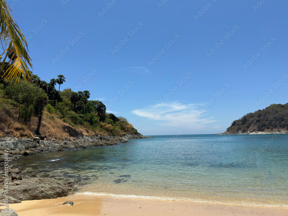 Obraz premium Scenic view of sea bay and mountain islands