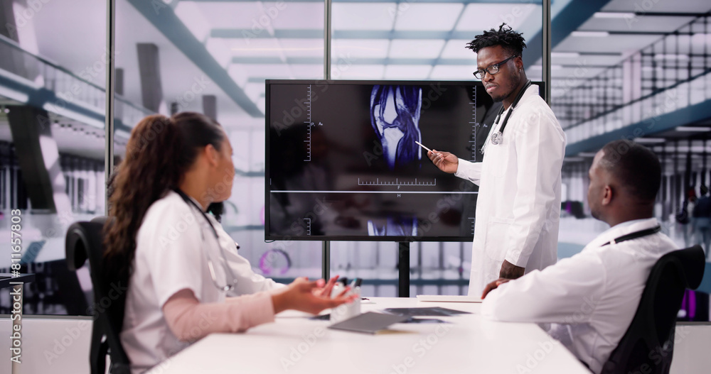 Naklejka premium Radiologist Doctors Looking