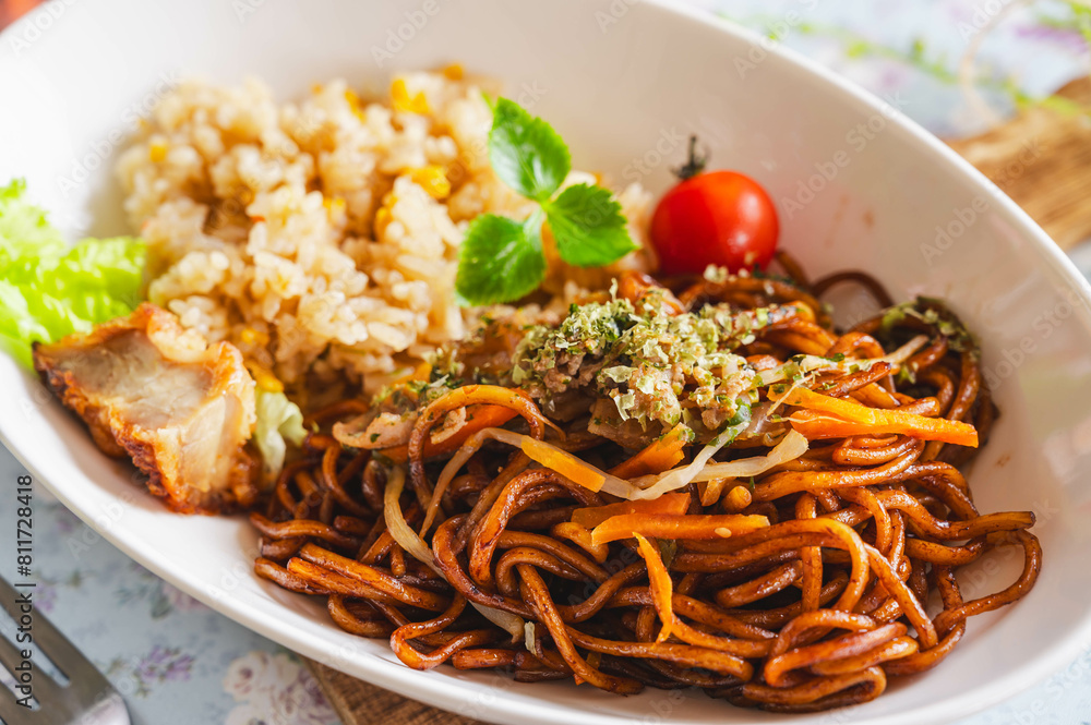 ソース焼きそばと焼飯 ソース焼きそばと焼飯