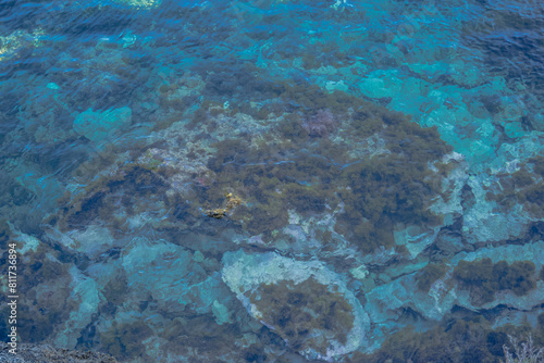 Wallpaper Mural Felsküste am Meer mit Sandstrand Balearen Spanien  Torontodigital.ca