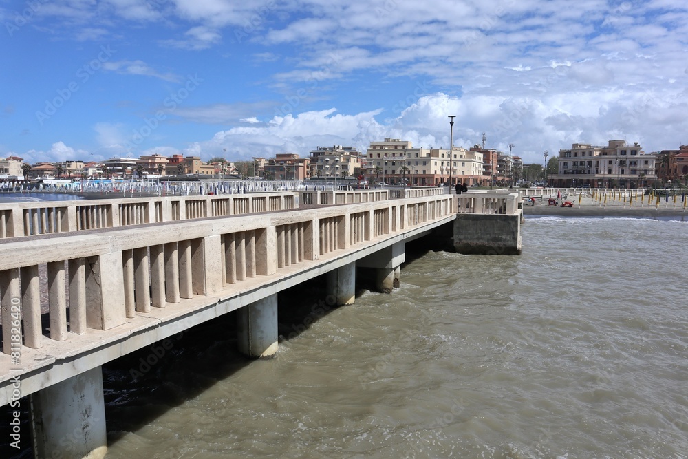 Lido di Ostia - Scorcio del pontile
