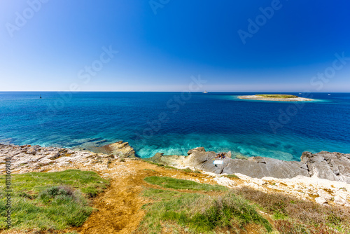 Istria Kamenjak Peninsula beautiful beaches high cliffs for jumping into the water wild nature © dominikspalek.pl