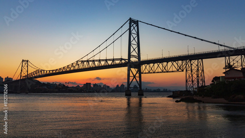 ponte e o pôr-do-sol em Florianópolis Brasil Florianopolis