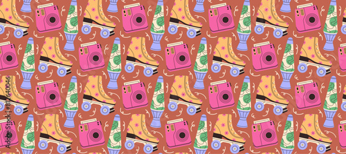 y2k pattern. 90s background. Seamless pattern with retro elements. Roller skates, lava lamp and camera ornament.