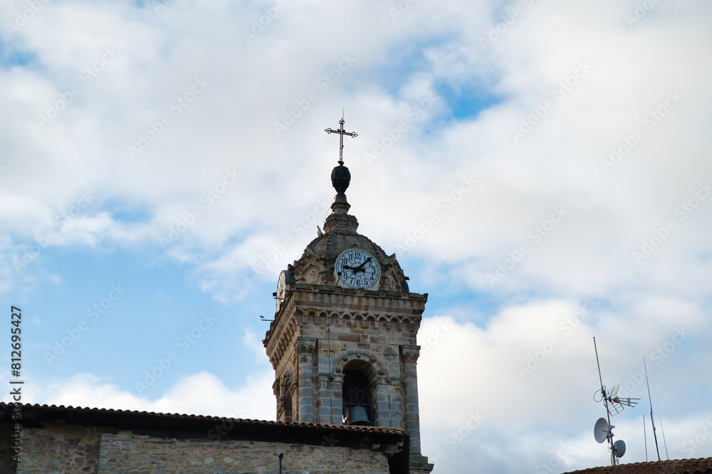 Fototapeta premium Photograph from the streets of the old town of the tower of the church of San Vicente Mártir, Vitoria-Gasteiz, Basque Country, Spain.