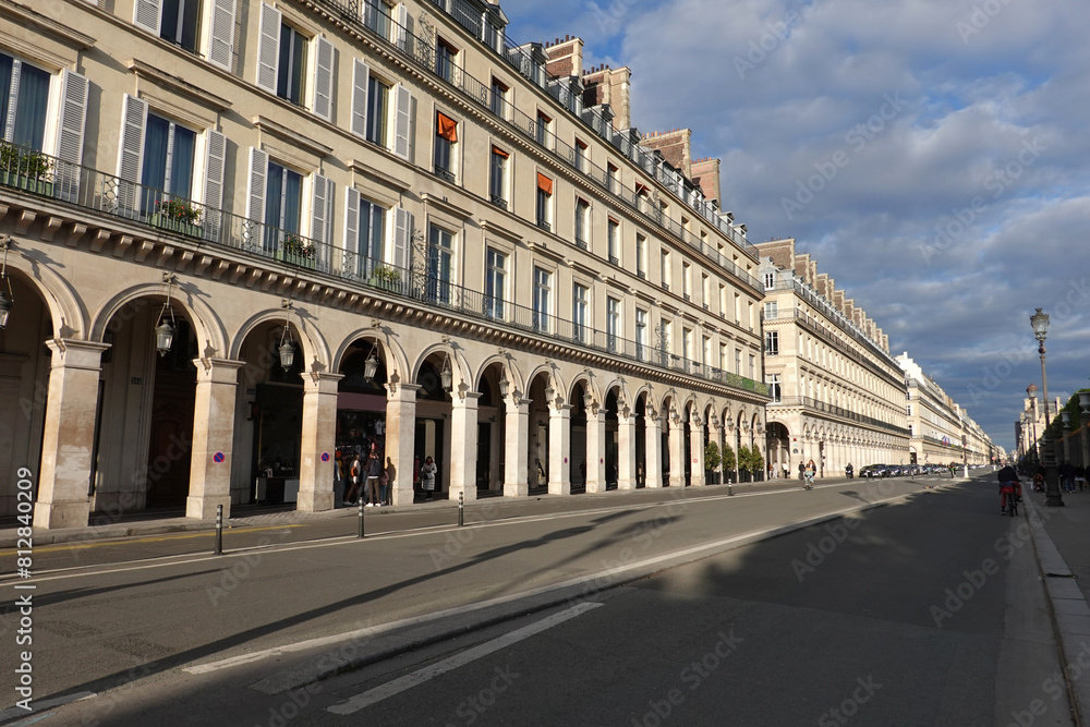 Fototapeta premium Rue de Rivoli et ses arcades