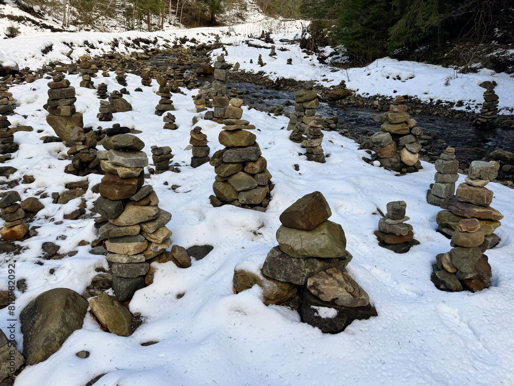 stone structures land art