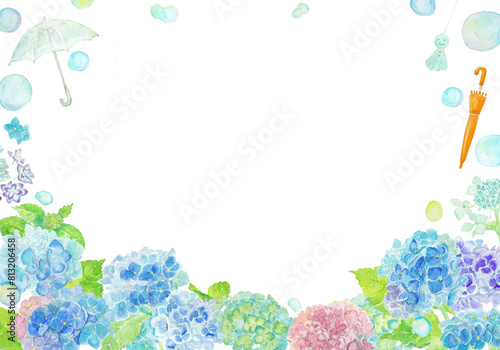 水彩絵の具で描いた6月のあじさい背景