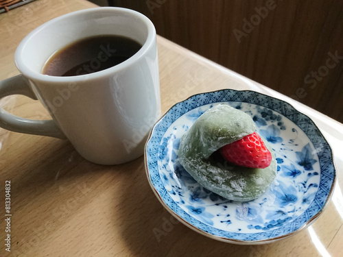 'Ichigo daifuku' japanese Washoku sweets and cup of coffee / 和風スィーツ'いちご大福' とホットコーヒーのスィーツセット＠和風モダンな古民家カフェ