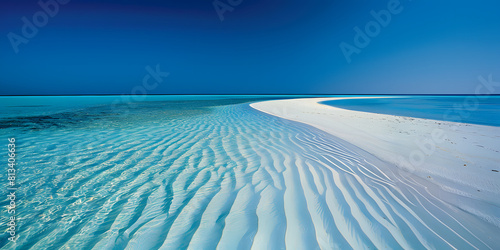 Praia paradis  aca com   gua cristalina e areias brancas