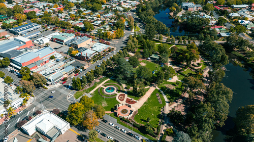 Aerial view of Victoria Memorial Gardens in Wagga Wagga, NSW, Australia.