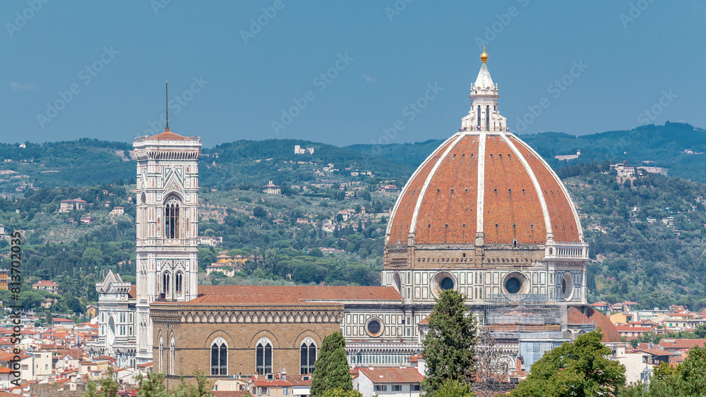 Fototapeta premium Duomo Santa Maria Del Fiore timelapse and Bargello from Boboli Garden in Florence, Tuscany, Italy