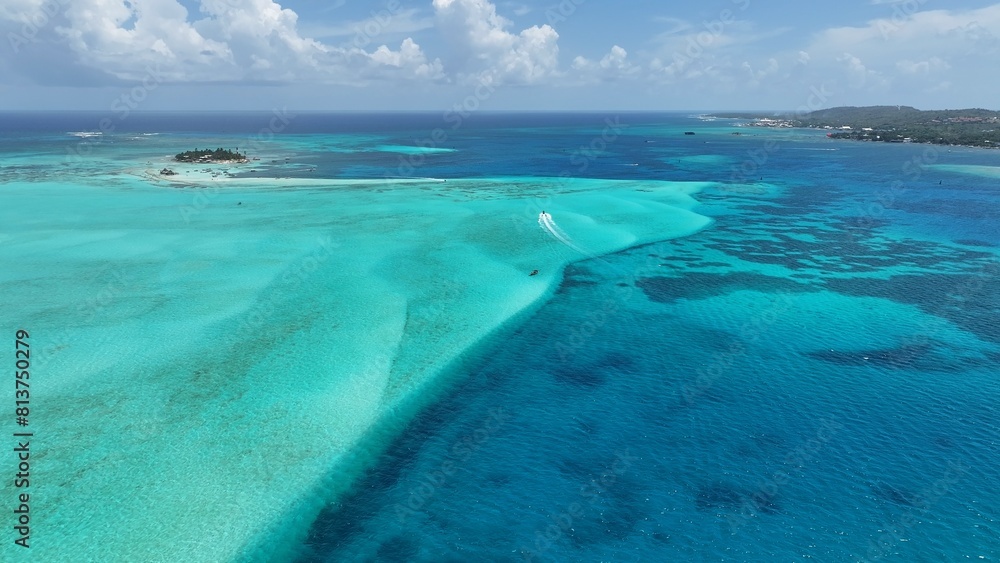 Fototapeta premium Underwater Dunes At San Andres Caribbean Island Colombia. Blue Sea San Andres Caribbean Island. Coast Sky Seaside Summertime. Coast Outdoor Seaside Beach Panoramic.