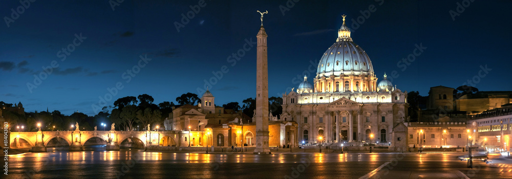Fototapeta premium Saint Peter Basilica in Vatican City