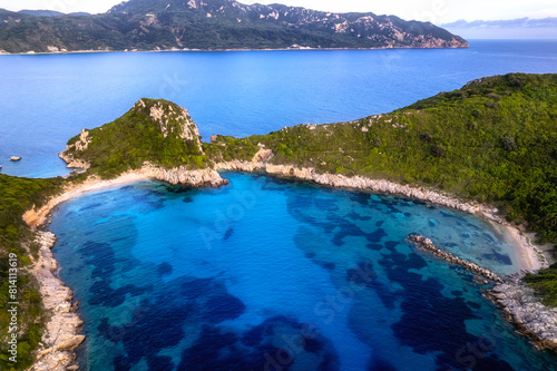 Die Bucht Porto Timoni als Sehenswürdigkeit für Touristen auf der Insel Korfu