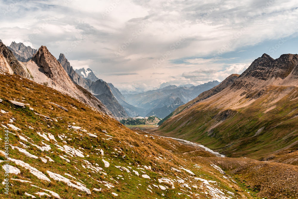 Obraz premium View of the valley to the east from the climb towards the Col de la Seigne