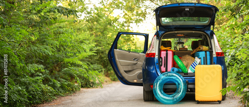 Valokuva Modern car with luggage outdoors