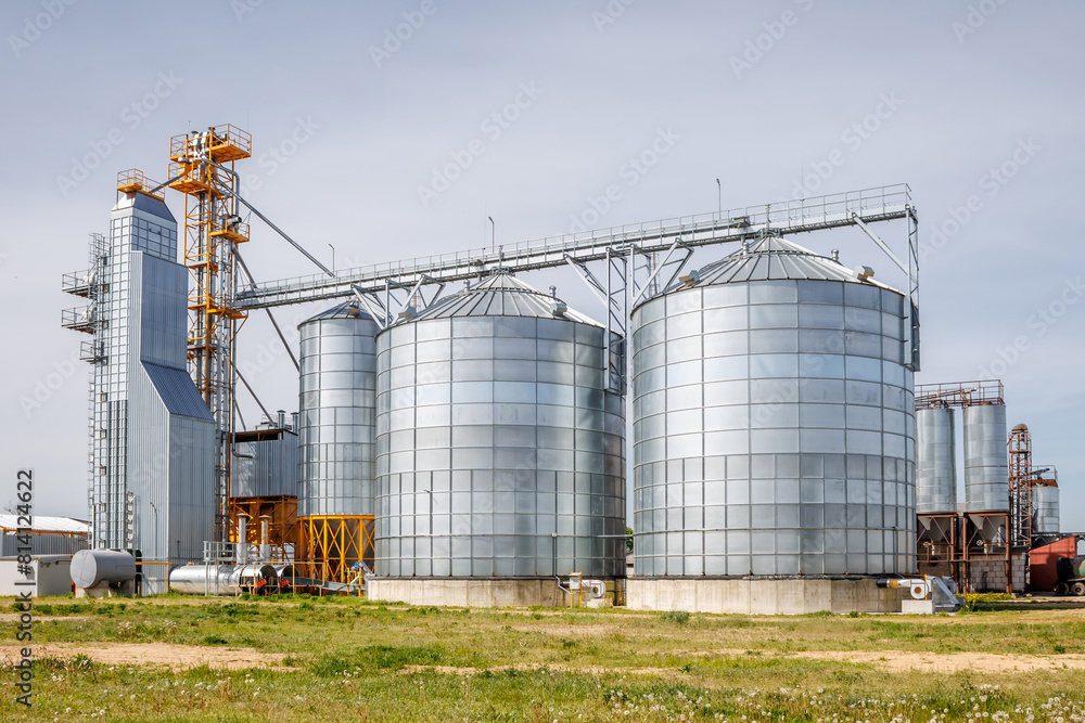 silos granary elevator on agro-industrial complex with seed cleaning and drying line for grain storage silos granary elevator on agro-industrial complex with seed cleaning and drying line for grain storage